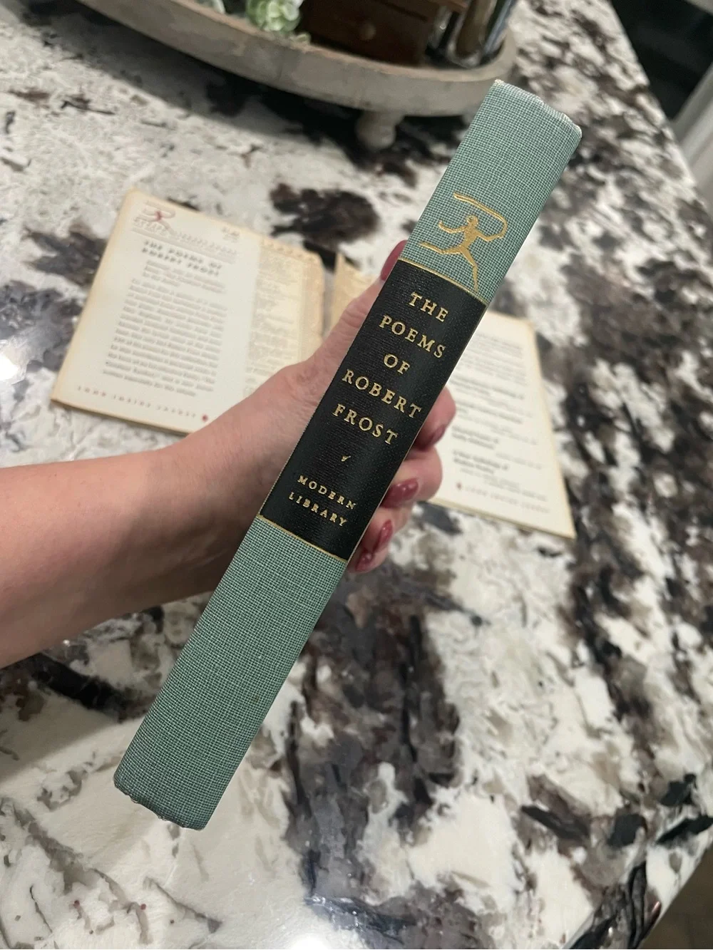 1946 The Poems of Robert Frost — Vintage Hardcover